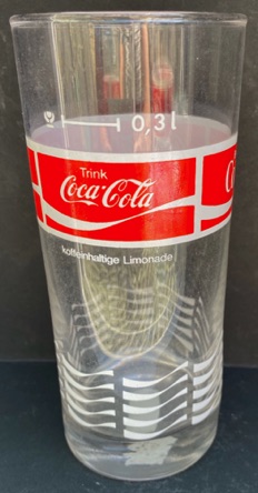 309055-2 € 3,00 coca cola glas rood witte rand D6,5 H 15 cm.jpeg